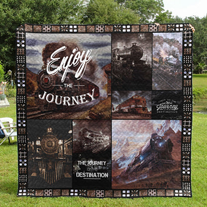 Train TD210537 Quilt Blanket