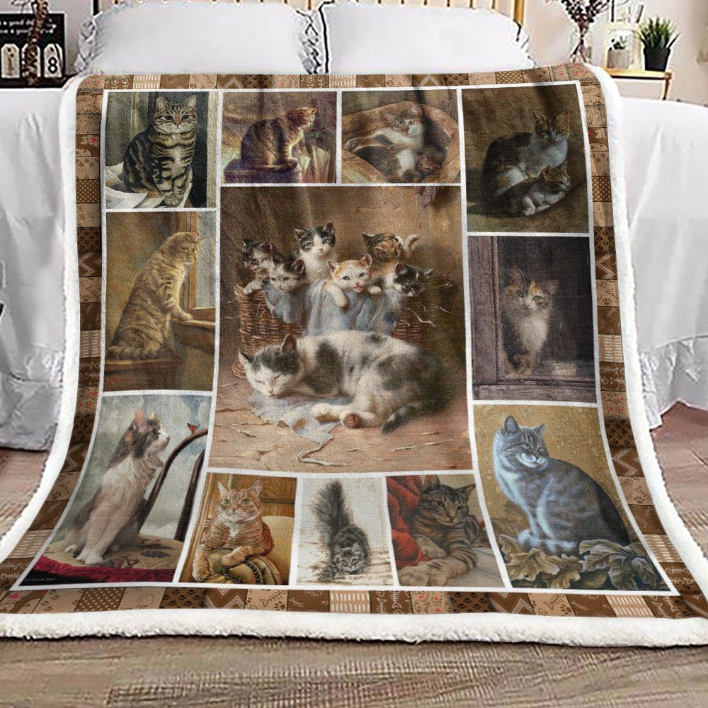 Cat CLA29111462F Sherpa Fleece Blanket