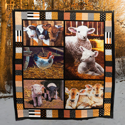 Friends In Farm PKT200618 Quilt Blanket