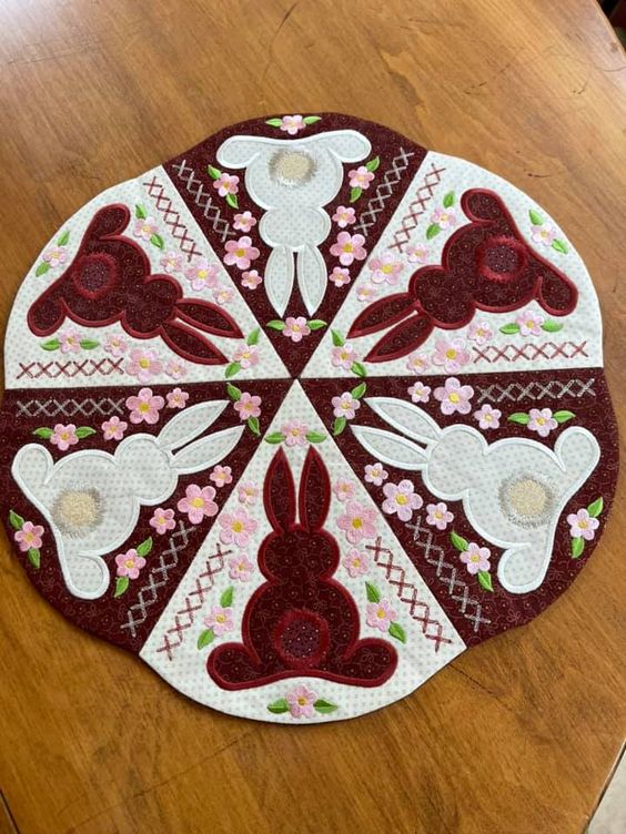 Rabbit CLA29122328 Quilted Round Mat