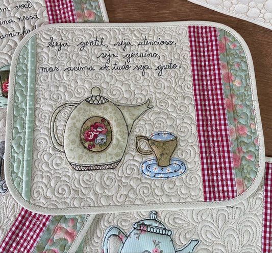 Teapot CLA120324108 Quilted Placemats