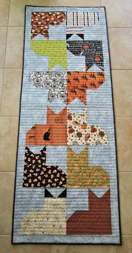 Cats CLA29122309 Quilted Table Runner