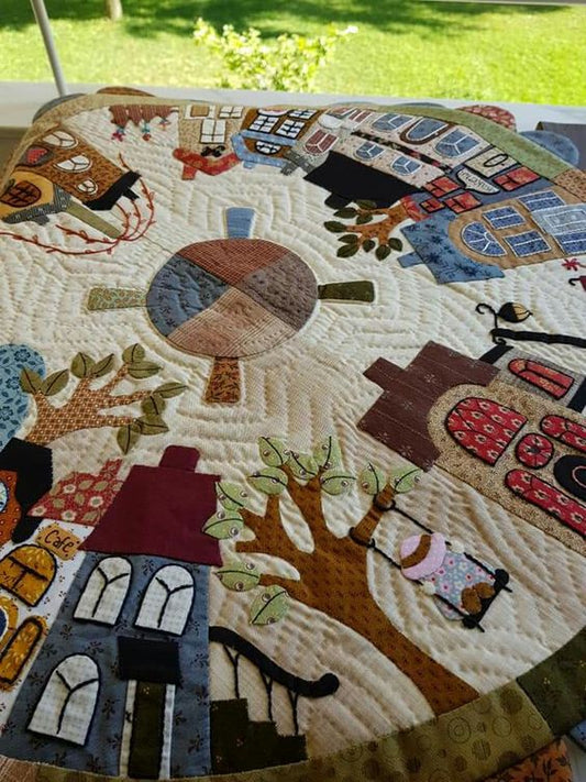 Houses CLA040124378 Quilted Round Mat