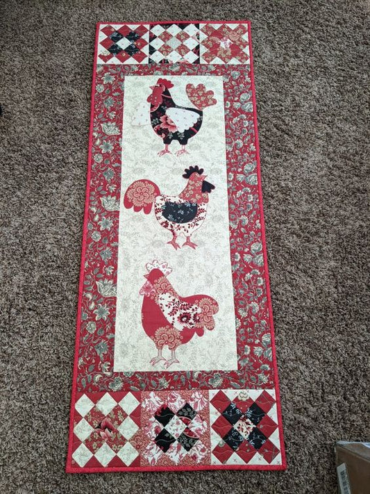 Chicken CLA060123058 Quilted Table Runner