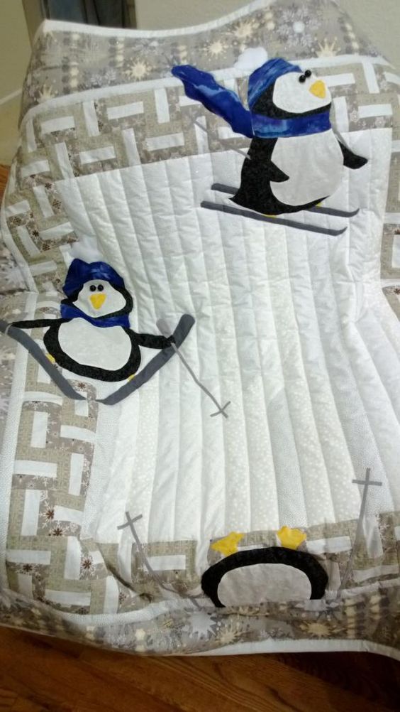 Penguin CLA04122388 Quilt Blanket