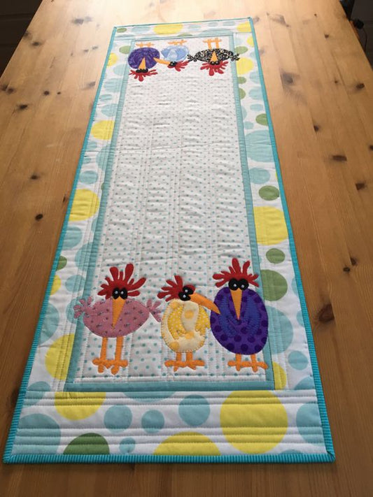 Chicken CLA20112380 Quilted Table Runner