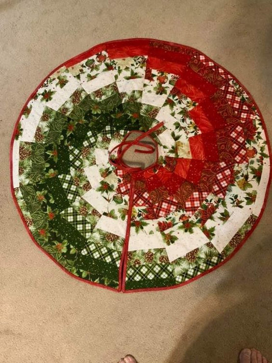 Christmas Pattern CLA22112336 Quilted Tree Skirt