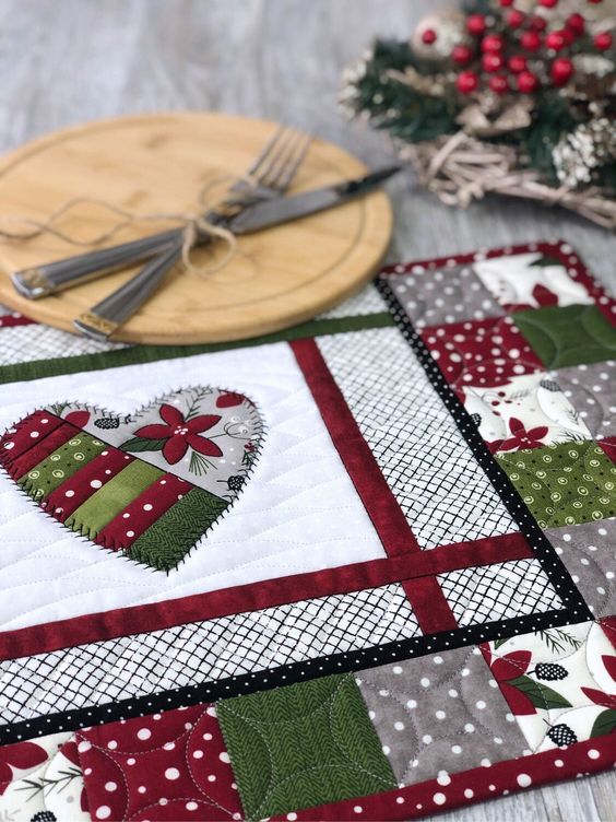 Christmas Heart CLA21112371 Quilted Placemats