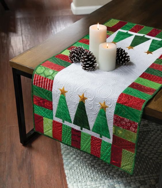 Christmas Tree CLA140324041 Quilted Table Runner