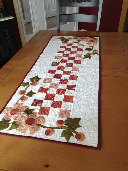 Flower CLA201223107 Quilted Table Runner