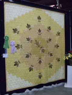 Bee CLA0710041Q Quilt Blanket