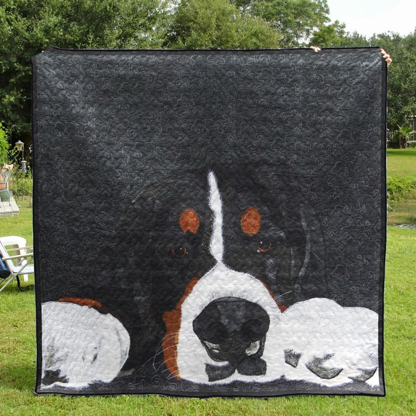 Bernese Mountain CLM0111021 Quilt Blanket