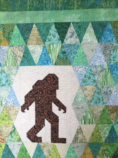 Bigfoot CLP0511020Q Quilt Blanket