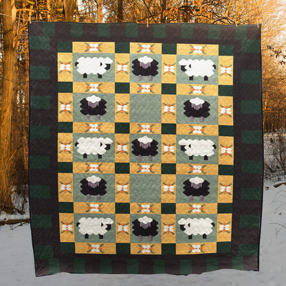 Black And White Sheep PKT240607 Quilt Blanket