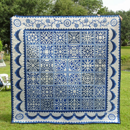 Blue Hawaiian CLA0611082Q Quilt Blanket