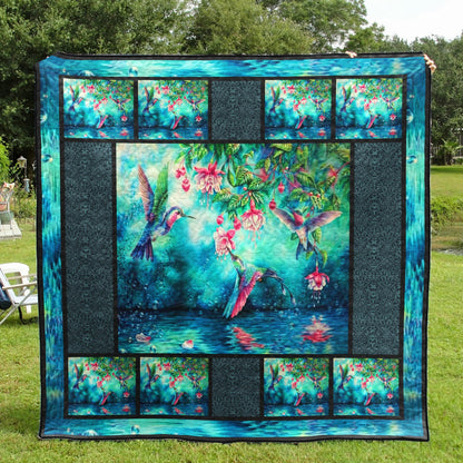 Blue Hummingbird CLA0810040Q Quilt Blanket