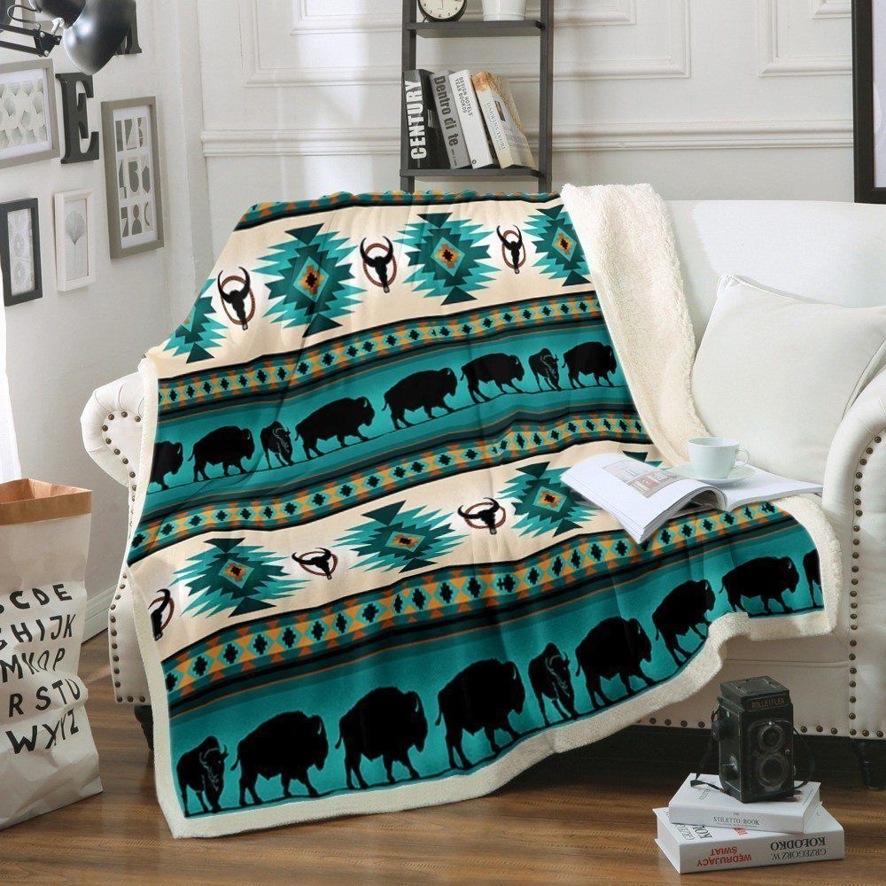 Buffalo TN270819F Sherpa Fleece Blanket