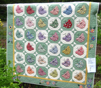 Butterfly CLA1210044Q Quilt Blanket