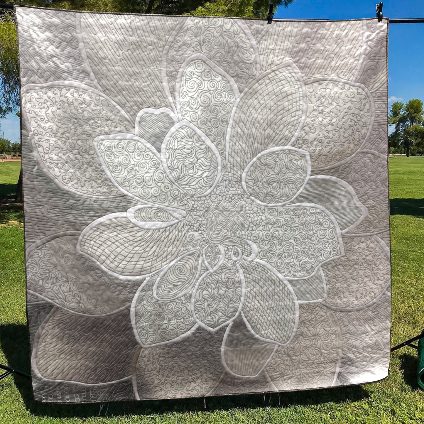 White Flower CLA1410606Q Quilt Blanket