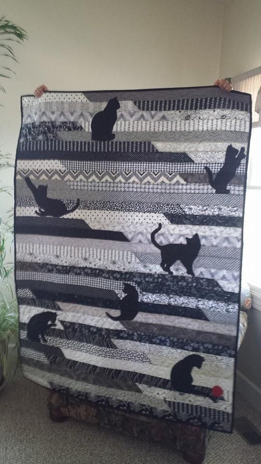 Cat CLA0710184Q Quilt Blanket