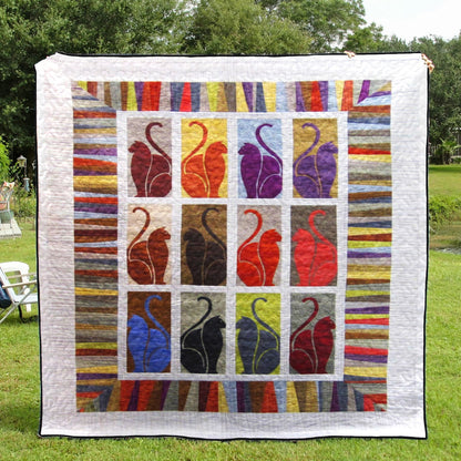 Cat CLA2410104Q Quilt Blanket