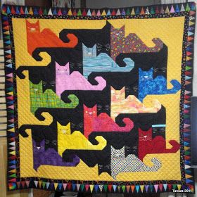 Cat CLA2910116Q Quilt Blanket