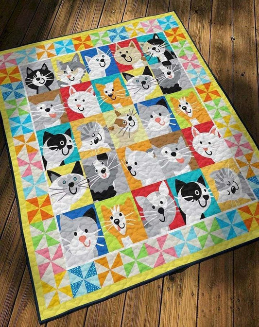 Cat HM210608 Quilt Blanket