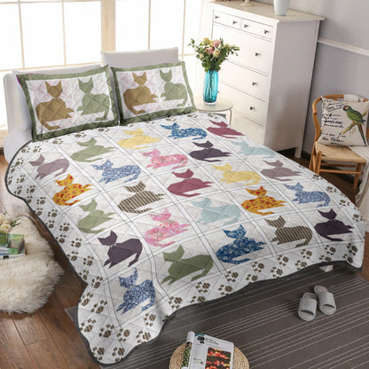 Cat CLA3009103B Quilt Bedding Set