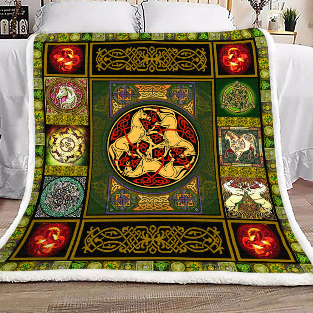 Celtic Horse YH3010190F Sherpa Fleece Blanket