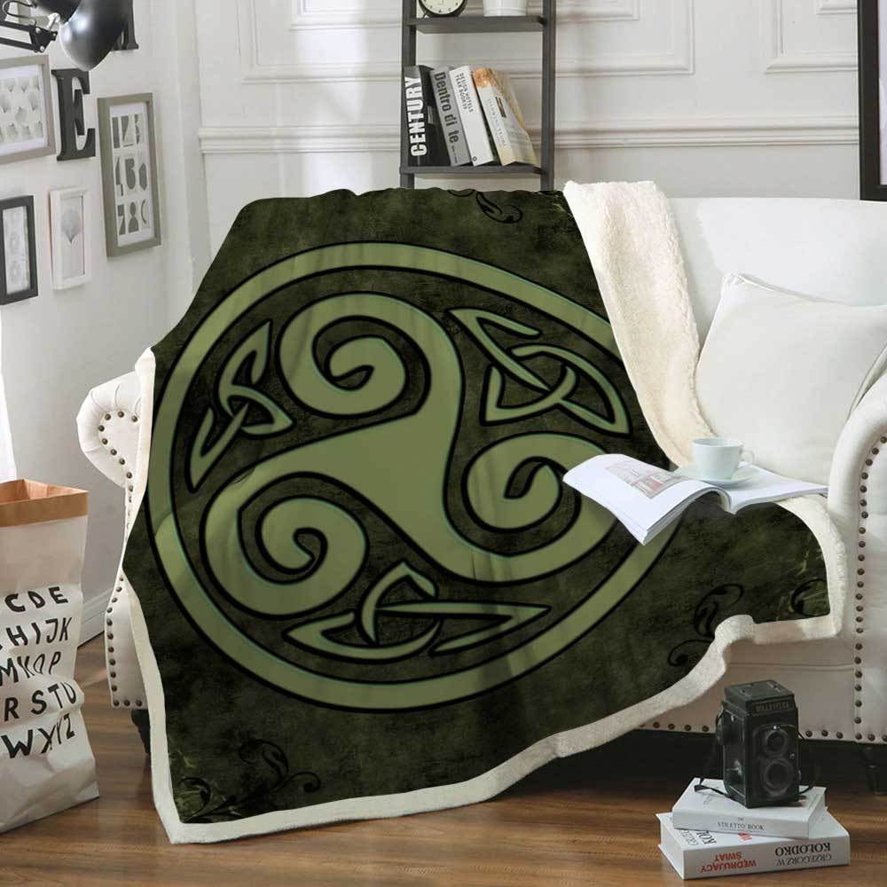 Celtic Knot Symbol CLM2210015S Sherpa Fleece Blanket