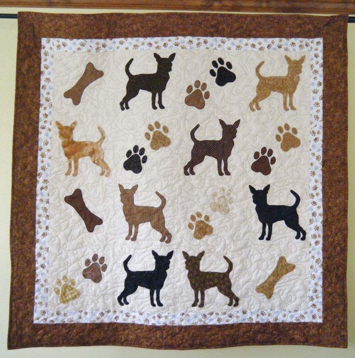 Chihuahua CLA250645 Quilt Blanket