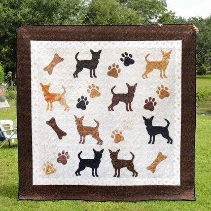 Chihuahua CLA250645 Quilt Blanket