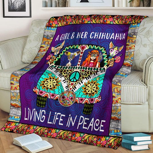 Chihuahua CL170826MD Sherpa Fleece Blanket