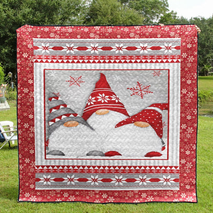 Christmas Gnome CLM0111066 Quilt Blanket