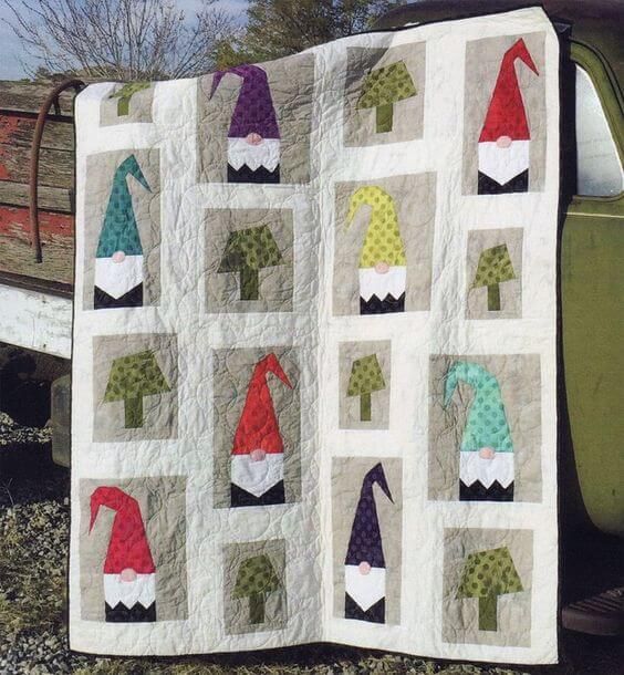 Christmas Gnomes CLM1611220 Quilt Blanket