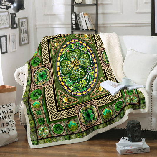 Clover Celtic CL02110326MDF Sherpa Fleece Blanket