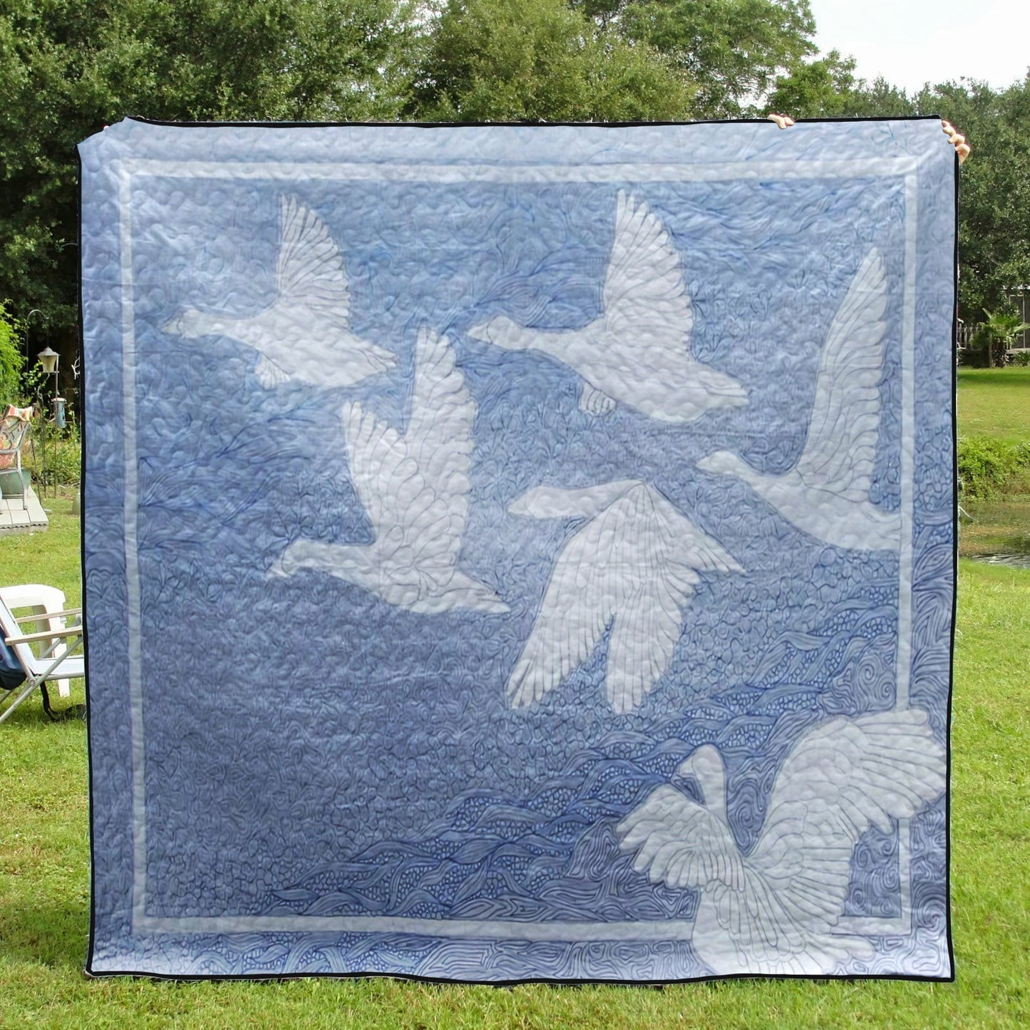 Crane CLA1710116Q Quilt Blanket