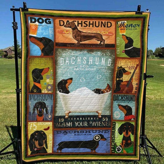 Dachshund BI100704B TBG Quilt Blanket