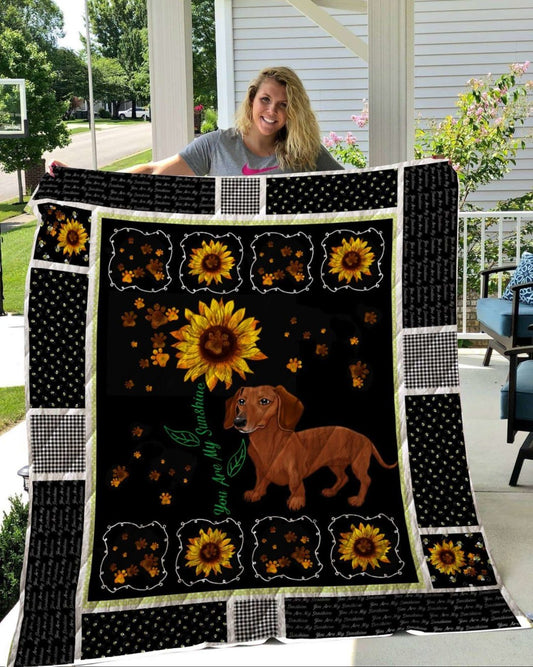 Dachshund CLM1511158 Quilt Blanket