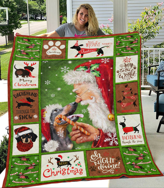 Dachshund With Santa Claus Quilt Blanket TM051111