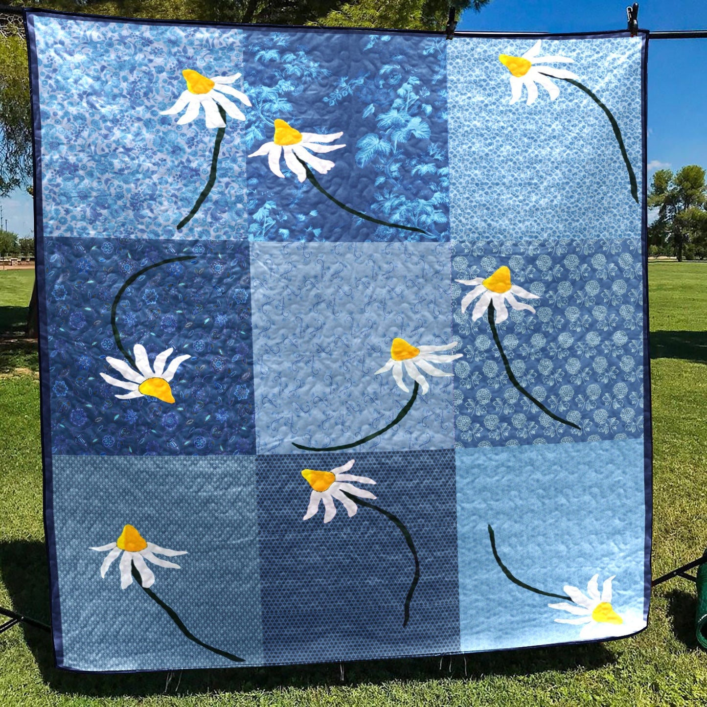 Daisy CLM2011345 Quilt Blanket