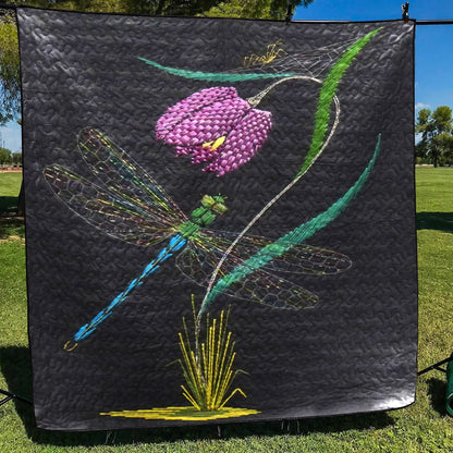 Dragonfly CLA0211434Q Quilt Blanket