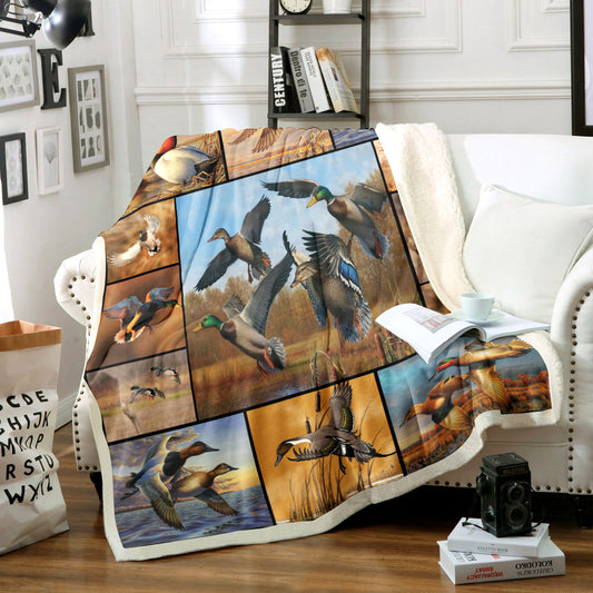 Duck Hunting TT2211056TT Sherpa Fleece Blanket
