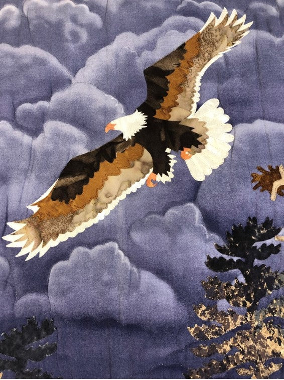 Eagle CLA0711358Q Quilt Blanket