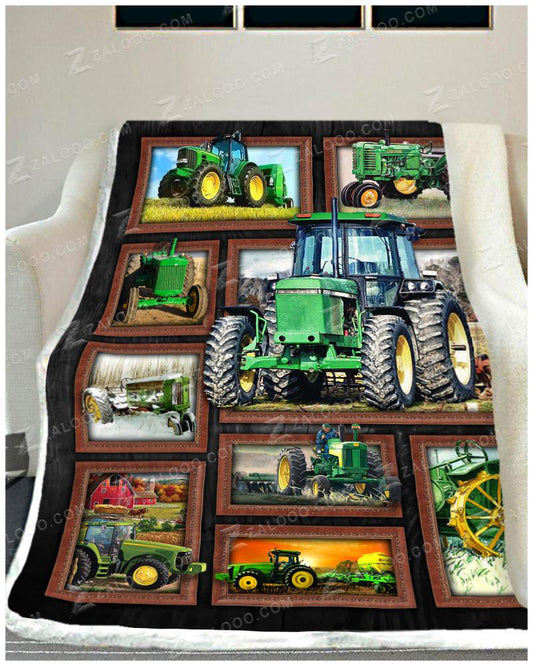 Farmer Tractors CL29110321MDF Sherpa Fleece Blanket