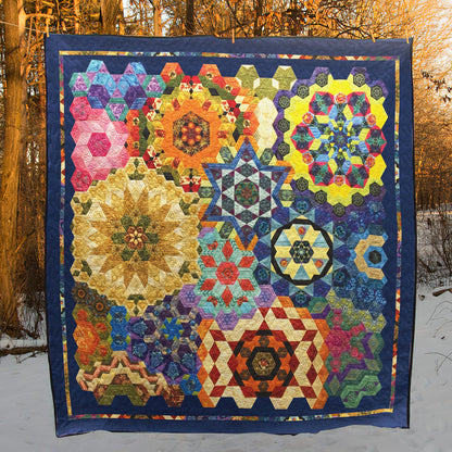 Firework CLM1812193Q Quilt Blanket