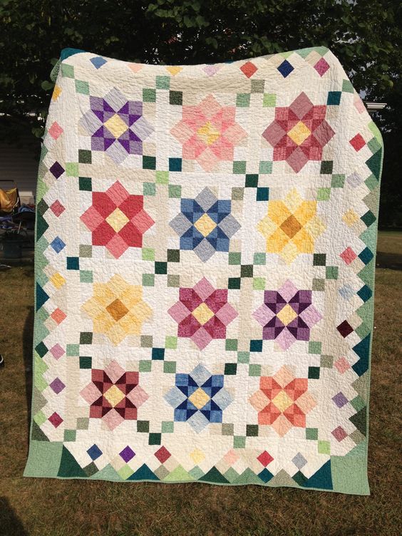 Flower CLA1510143Q Quilt Blanket