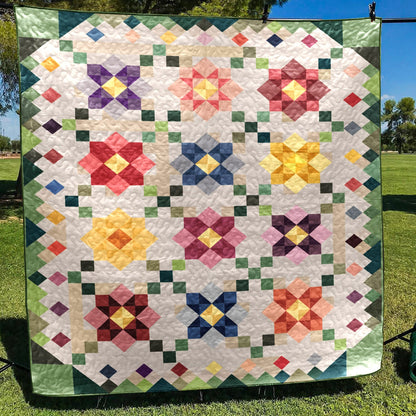 Flower CLA1510143Q Quilt Blanket