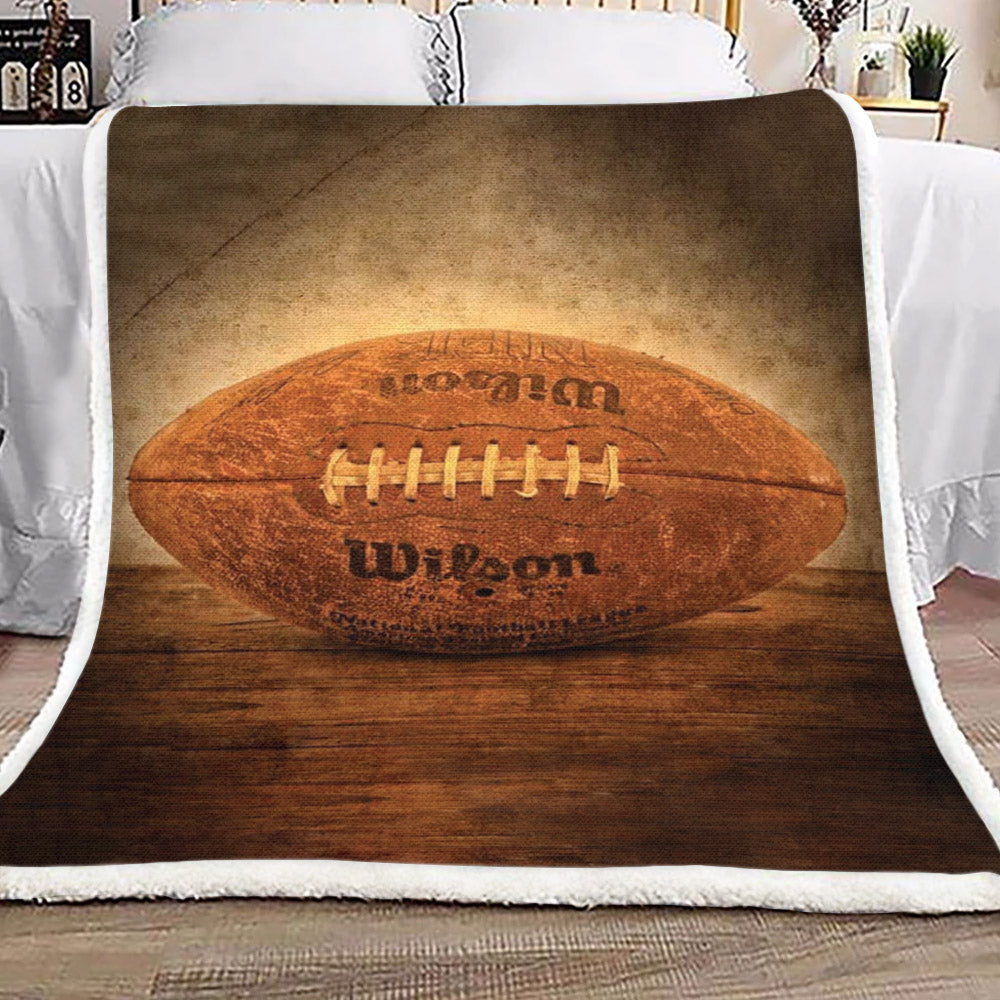 Football HM3009059TT Sherpa Fleece Blanket