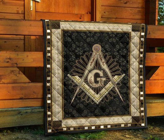 Freemason CLM0910087 Quilt Blanket